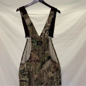 Redhead Medium Camo Bib Hunting Overalls